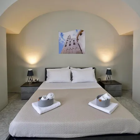 Ciaobari - Elegant 4 Bedrooms In The Heart Of Old Town Apartment Bari