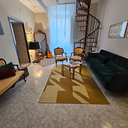 Ciaobari - Elegant 4 Bedrooms In The Heart Of Old Town Appartement