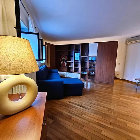 Appartement Ciaobari - Elegant 4 Bedrooms In The Heart Of Old Town *